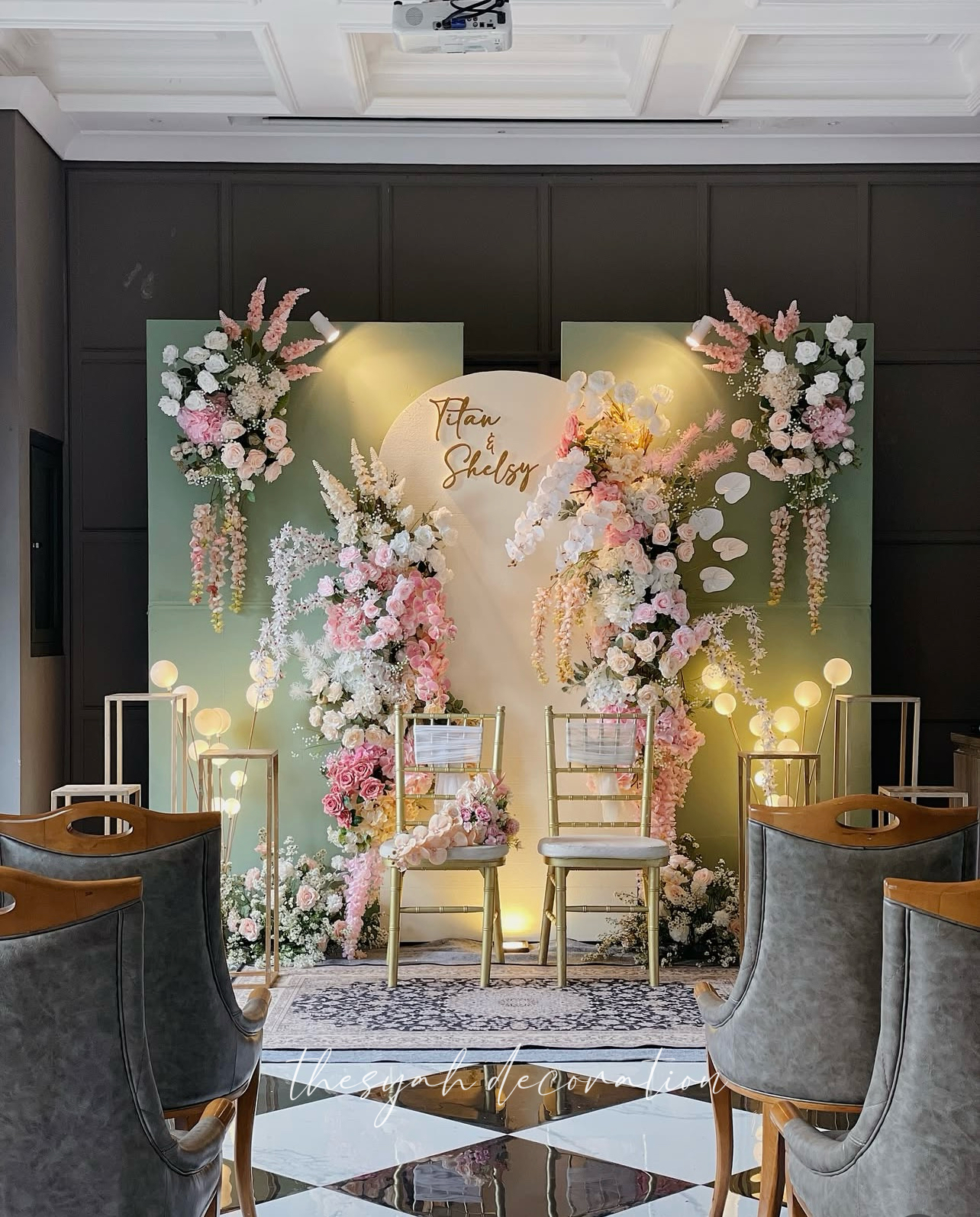 Dekorasi engagement cantik oleh Thesyah Decoration